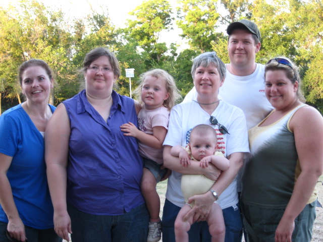 617x456 pixels (137K)